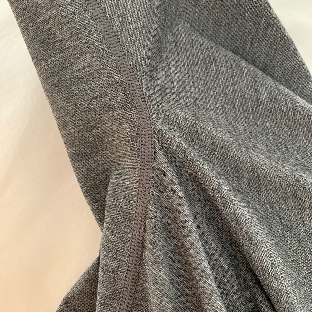 Lululemon Tee - Picture 6 of 10